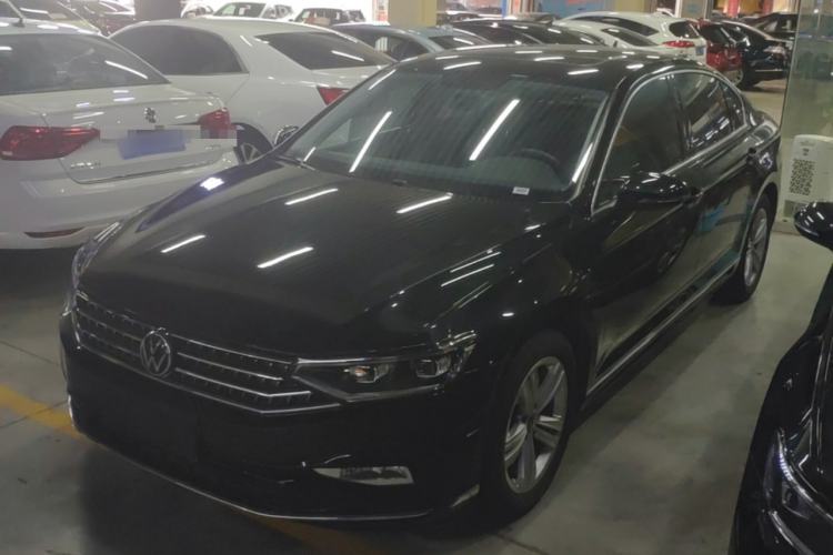 Volkswagen Magotan 2025 Zhongxiang Version 280TSI DSG Comfort Edition