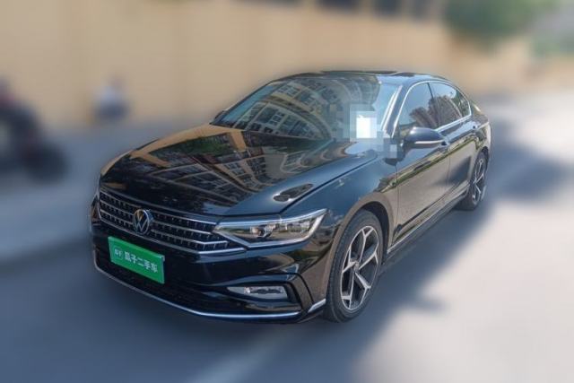 Used Volkswagen Magotan 2025 Revised Version Zhongxiang Edition 330TSI DSG Luxury Trim