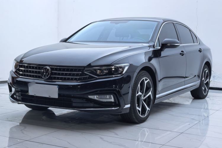 Used Volkswagen Magotan 2025 Revised Version Zhongxiang Edition 280TSI DSG Luxury Trim Guazi used car, China used car export, Used car for sale, Used cars, Cheapest cars for sale