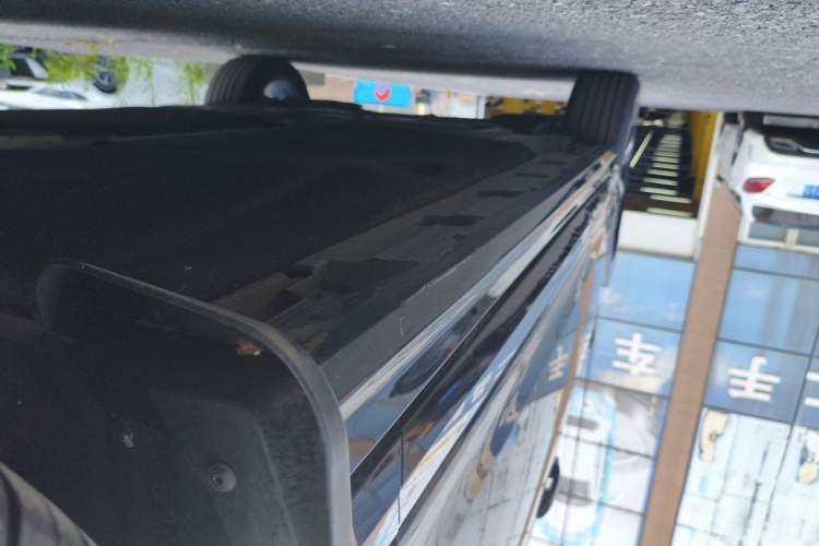 Used Volkswagen Magotan 2025 Revised Version Zhongxiang Edition 330TSI DSG Luxury Trim Chassis Front Right