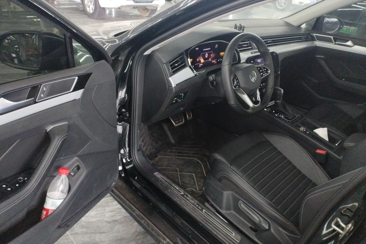 Used Volkswagen Magotan 2025 Zhongxiang Version 280TSI DSG Comfort Edition Driver Seat