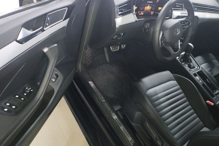 Used Volkswagen Magotan 2025 Zhongxiang Version 280TSI DSG Comfort Edition Driver Seat