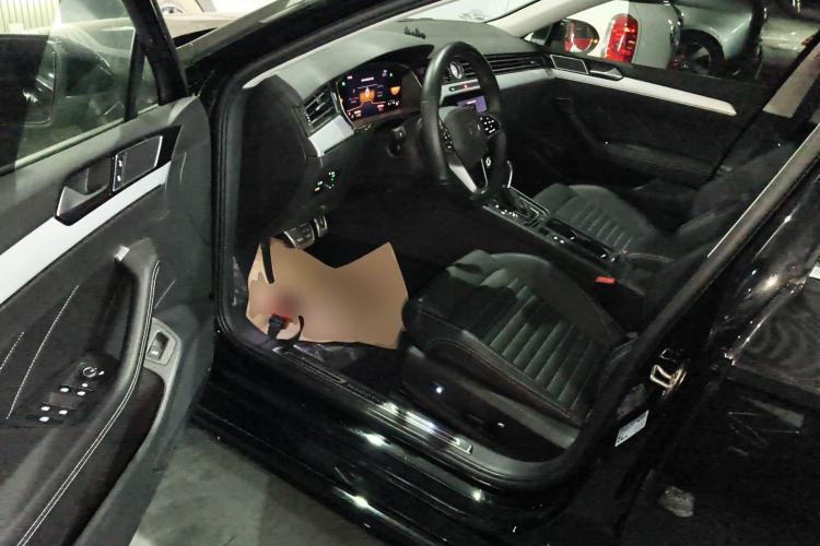 Used Volkswagen Magotan 2025 Zhongxiang Version 280TSI DSG Comfort Edition Driver Seat