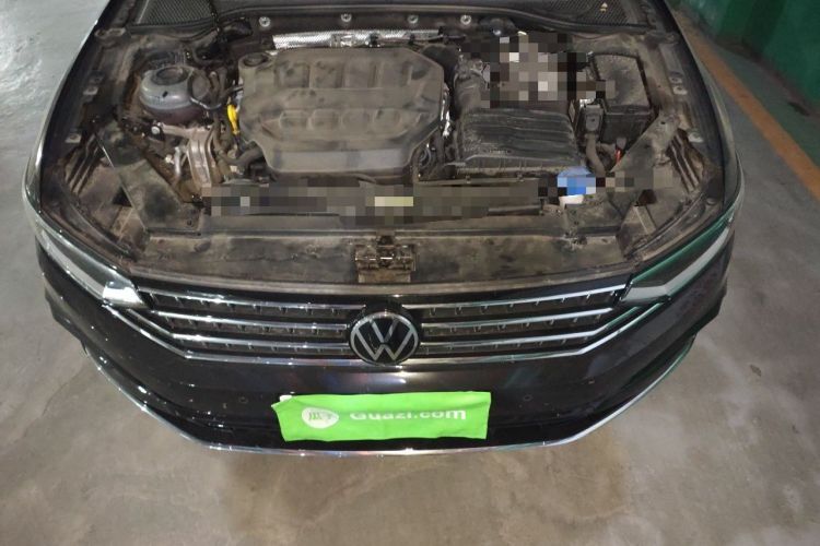 Used Volkswagen Magotan 2025 Zhongxiang Version 330TSI DSG Luxury Edition Engine Bay