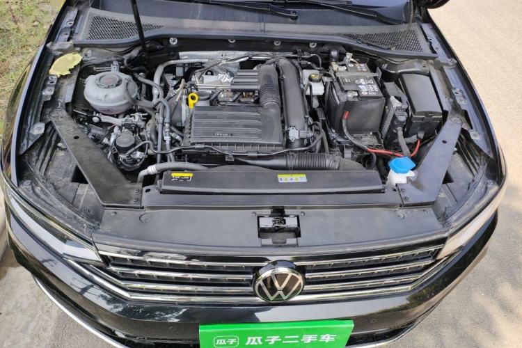 Used Volkswagen Magotan 2025 Zhongxiang Version 280TSI DSG Comfort Edition Engine Bay