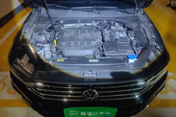 Used Volkswagen Magotan 2025 Revised Version Zhongxiang Edition 330TSI DSG Luxury Trim Engine Bay