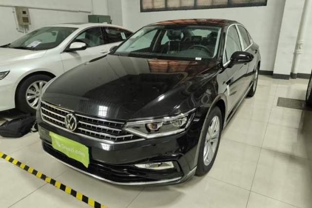 Used Volkswagen Magotan 2025 Zhongxiang Version 280TSI DSG Comfort Edition