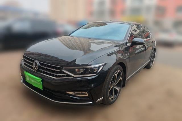 Used Volkswagen Magotan 2025 Zhongxiang Version 330TSI DSG Luxury Edition