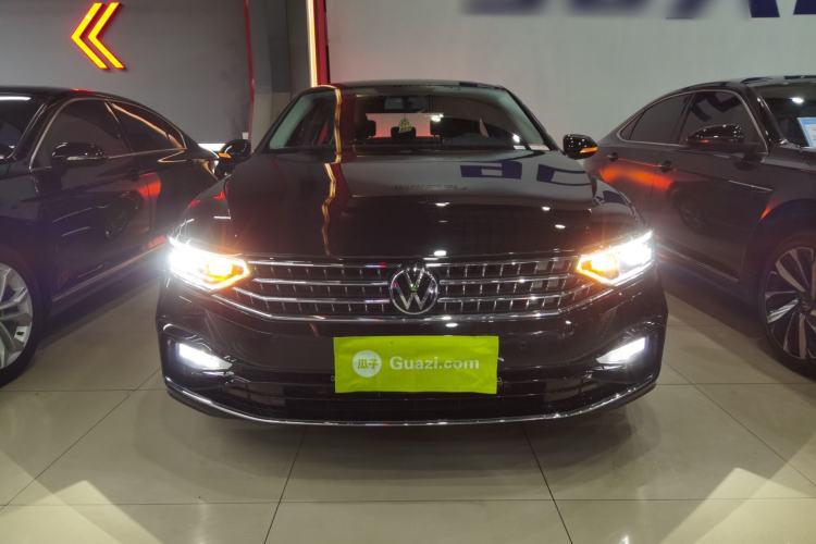 Used Volkswagen Magotan 2025 Zhongxiang Version 280TSI DSG Comfort Edition Exterior 1