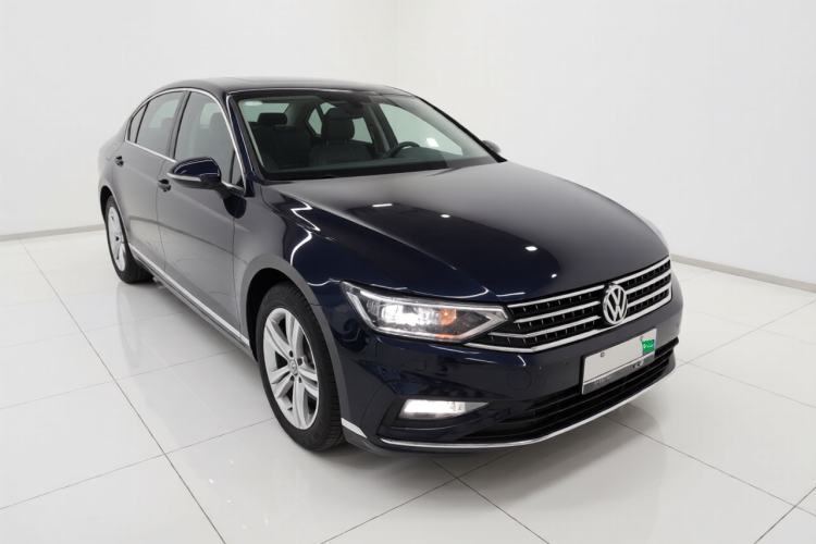 Used Volkswagen Magotan 2025 Zhongxiang Version 280TSI DSG Comfort Edition Exterior 1