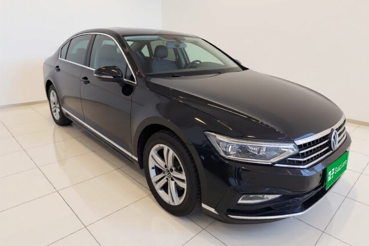 Used Volkswagen Magotan 2025 Zhongxiang Version 280TSI DSG Comfort Edition Exterior 1