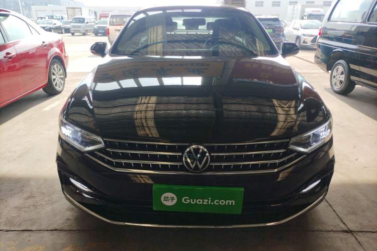 Used Volkswagen Magotan 2025 Zhongxiang Version 280TSI DSG Comfort Edition Exterior 1