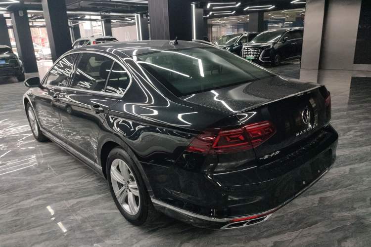 Used Volkswagen Magotan 2025 Zhongxiang Version 280TSI DSG Comfort Edition Exterior 2