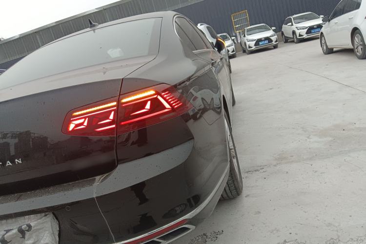 Used Volkswagen Magotan 2025 Zhongxiang Version 280TSI DSG Comfort Edition Exterior 2