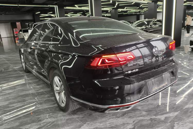 Used Volkswagen Magotan 2025 Zhongxiang Version 280TSI DSG Comfort Edition Exterior 2