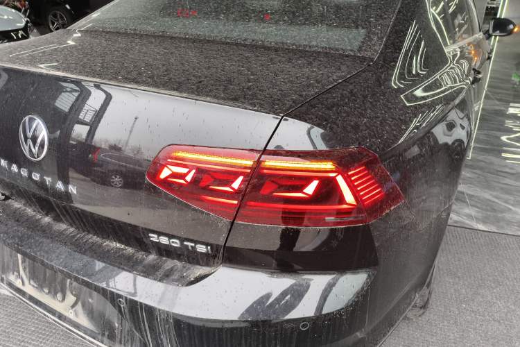 Used Volkswagen Magotan 2025 Zhongxiang Version 280TSI DSG Comfort Edition Exterior 3