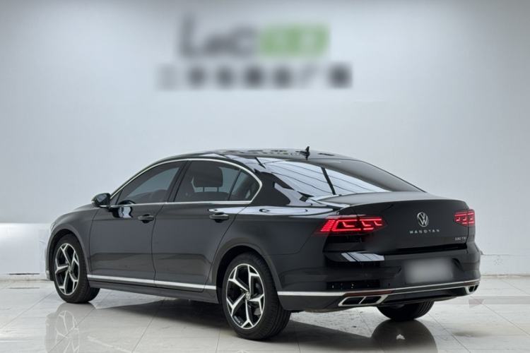 Used Volkswagen Magotan 2025 Revised Version Zhongxiang Edition 330TSI DSG Luxury Trim Exterior 3