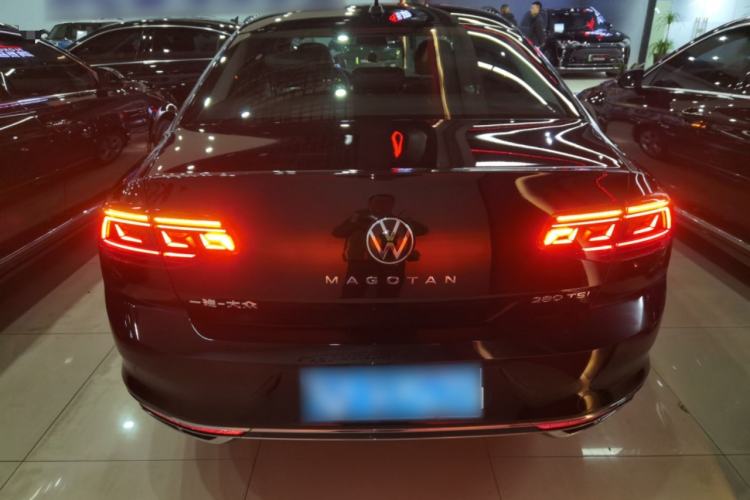 Used Volkswagen Magotan 2025 Zhongxiang Version 280TSI DSG Comfort Edition Exterior 4