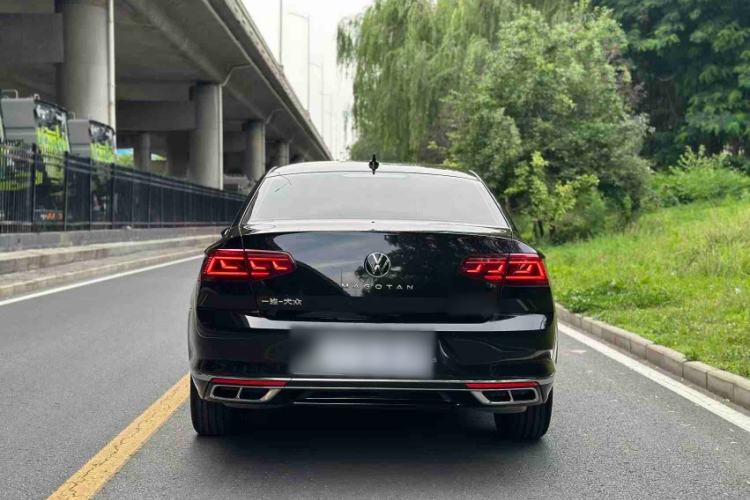 Used Volkswagen Magotan 2025 Revised Version Zhongxiang Edition 330TSI DSG Luxury Trim Exterior 4