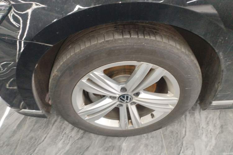 Used Volkswagen Magotan 2025 Zhongxiang Version 280TSI DSG Comfort Edition Exterior 4