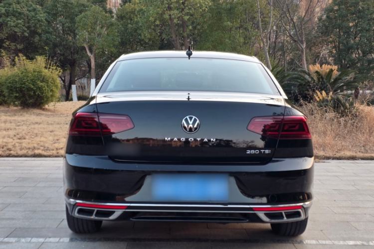 Used Volkswagen Magotan 2025 Zhongxiang Version 280TSI DSG Comfort Edition Exterior 4