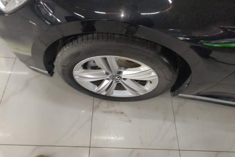 Used Volkswagen Magotan 2025 Zhongxiang Version 280TSI DSG Comfort Edition Exterior 4