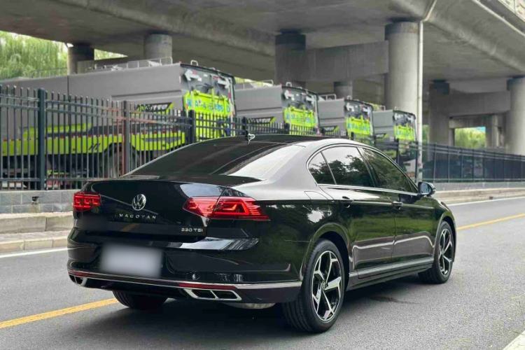 Used Volkswagen Magotan 2025 Revised Version Zhongxiang Edition 330TSI DSG Luxury Trim Exterior 5