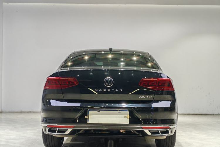 Used Volkswagen Magotan 2025 Zhongxiang Version 330TSI DSG Luxury Edition Exterior 5