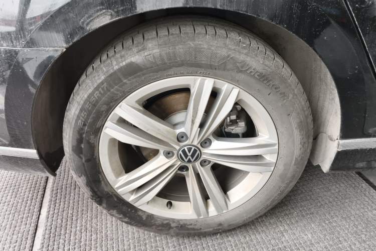 Used Volkswagen Magotan 2025 Zhongxiang Version 280TSI DSG Comfort Edition Exterior 5