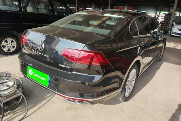 Used Volkswagen Magotan 2025 Zhongxiang Version 280TSI DSG Comfort Edition Exterior 5