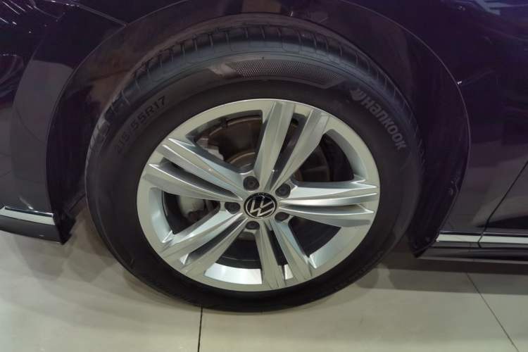 Used Volkswagen Magotan 2025 Zhongxiang Version 280TSI DSG Comfort Edition Exterior 7