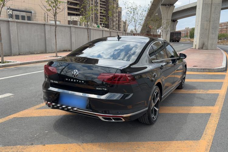 Used Volkswagen Magotan 2025 Revised Version 2 Zhongxiang Edition 330TSI DSG Luxury Trim Exterior 8
