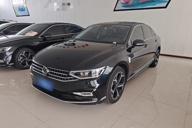 Used Volkswagen Magotan 2025 Zhongxiang Model 280TSI DSG Luxury Version