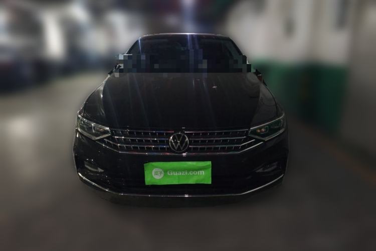 Used Volkswagen Magotan 2025 Zhongxiang Version 330TSI DSG Luxury Edition Front