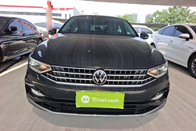 Used Volkswagen Magotan 2025 Zhongxiang Model 280TSI DSG Luxury Version Front