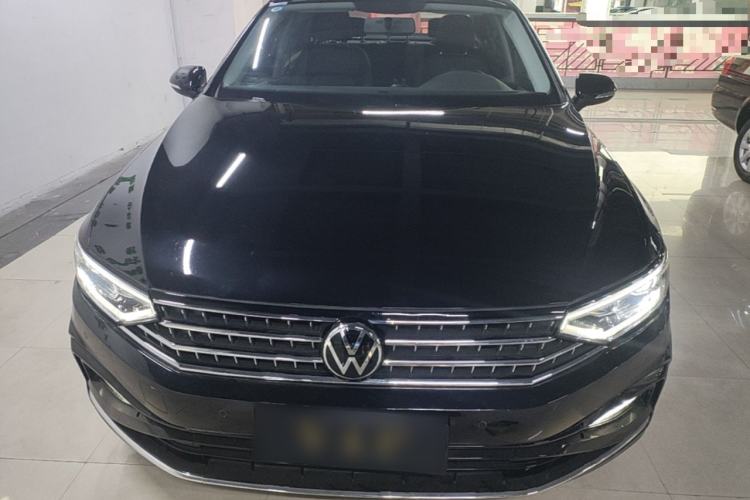 Used Volkswagen Magotan 2025 Zhongxiang Version 280TSI DSG Comfort Edition Front