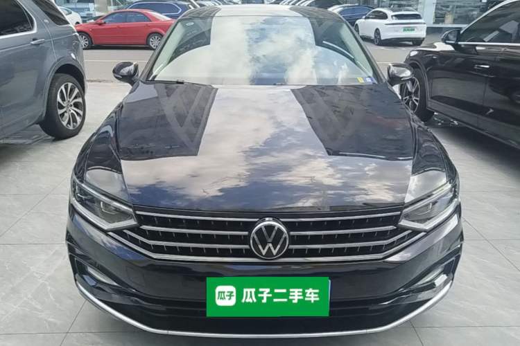 Used Volkswagen Magotan 2025 Zhongxiang Version 280TSI DSG Comfort Edition Front