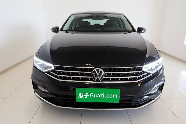 Used Volkswagen Magotan 2025 Zhongxiang Version 280TSI DSG Comfort Edition Front