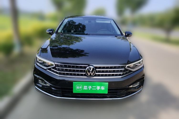 Used Volkswagen Magotan 2025 Zhongxiang Version 280TSI DSG Comfort Edition Front