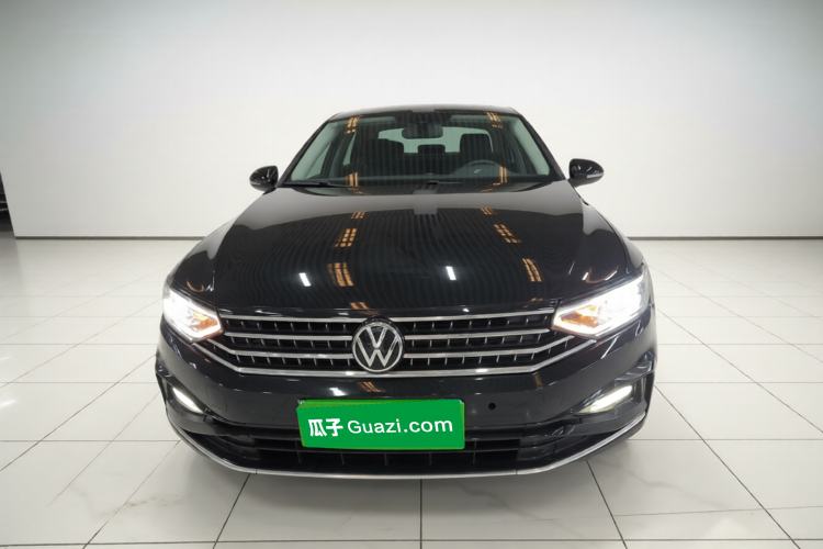 Used Volkswagen Magotan 2025 Zhongxiang Version 280TSI DSG Comfort Edition Front