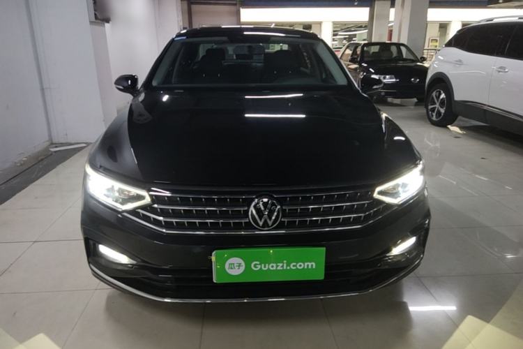 Used Volkswagen Magotan 2025 Zhongxiang Version 280TSI DSG Comfort Edition Front