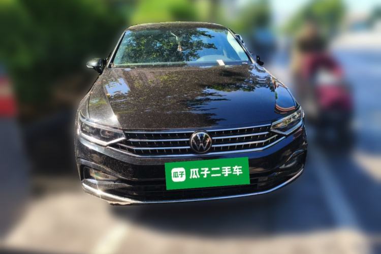 Used Volkswagen Magotan 2025 Revised Version 2 Zhongxiang Edition 330TSI DSG Luxury Trim Front