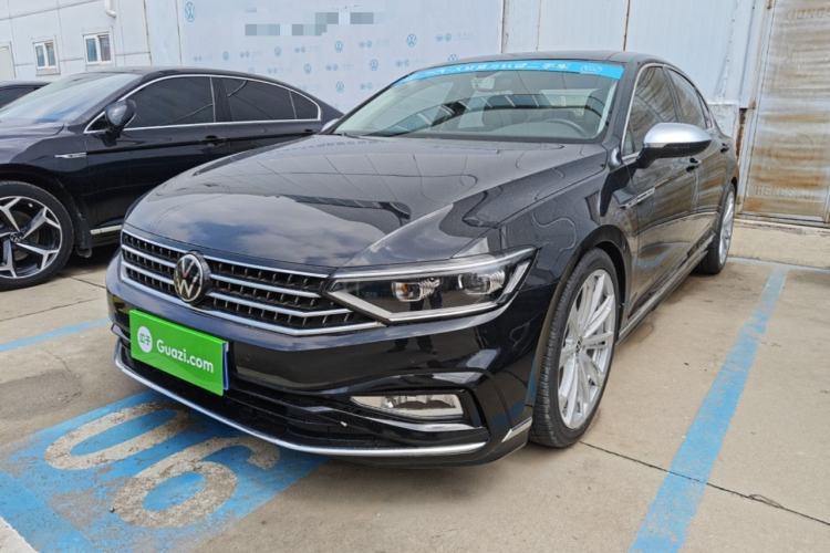 Used Volkswagen Magotan 2025 Zhongxiang Version 330TSI DSG Luxury Edition Guazi used car, China used car export, Used car for sale, Used cars, Cheapest cars for sale
