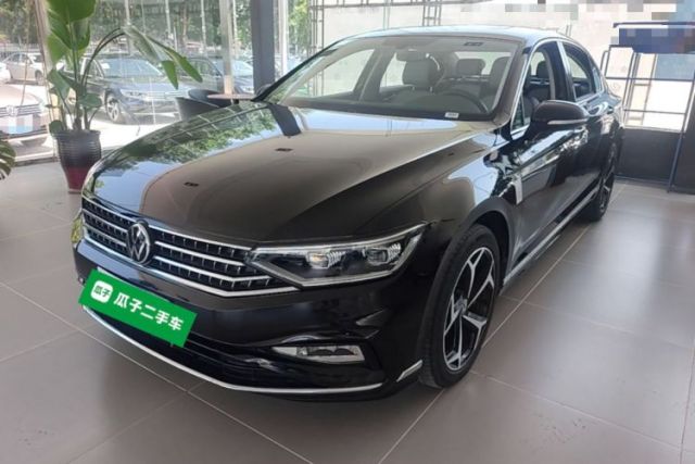 Used Volkswagen Magotan 2025 Revised Version Zhongxiang Edition 280TSI DSG Luxury Trim