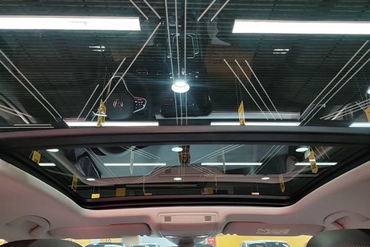 Used Volkswagen Magotan 2025 Revised Version Zhongxiang Edition 330TSI DSG Luxury Trim Headliner