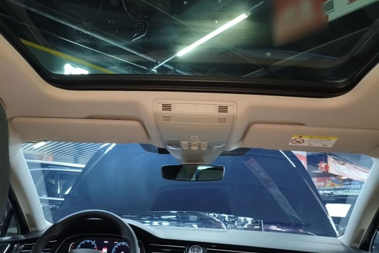 Used Volkswagen Magotan 2025 Revised Version Zhongxiang Edition 330TSI DSG Luxury Trim Headliner