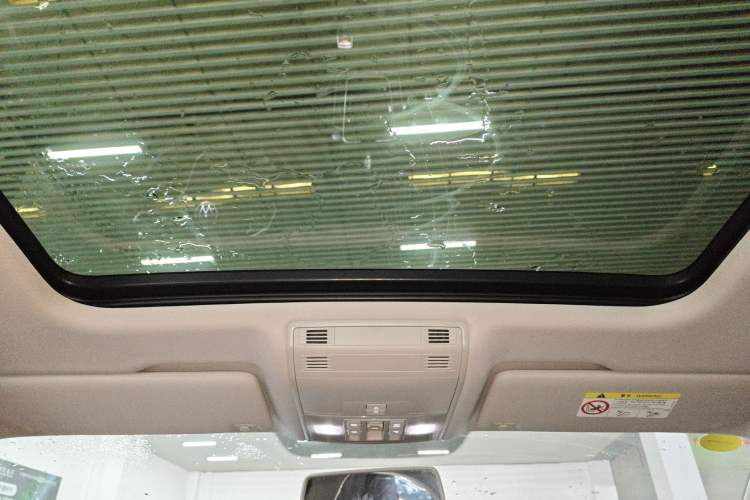 Used Volkswagen Magotan 2025 Zhongxiang Version 280TSI DSG Comfort Edition Headliner