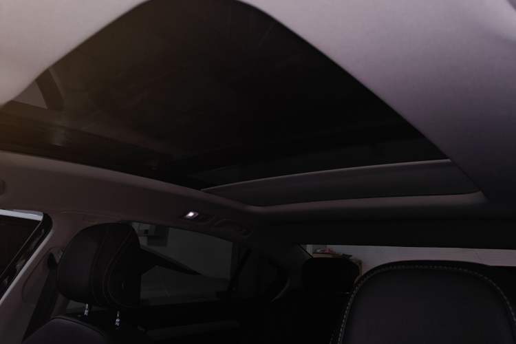 Used Volkswagen Magotan 2025 Zhongxiang Version 280TSI DSG Comfort Edition Headliner
