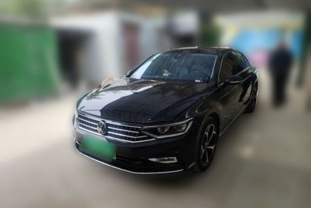Used Volkswagen Magotan 2025 Zhongxiang Version 330TSI DSG Luxury Edition