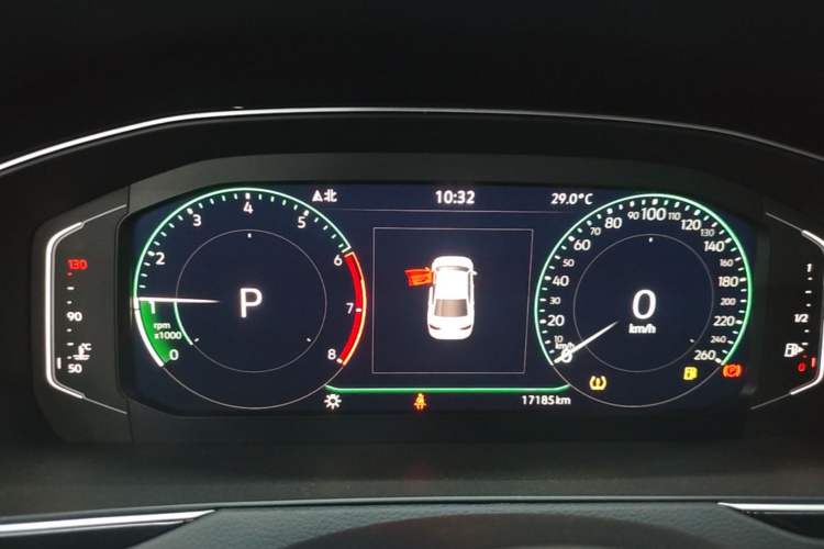Used Volkswagen Magotan 2025 Zhongxiang Version 330TSI DSG Luxury Edition Instrument Cluster